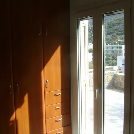 Kavousanos *